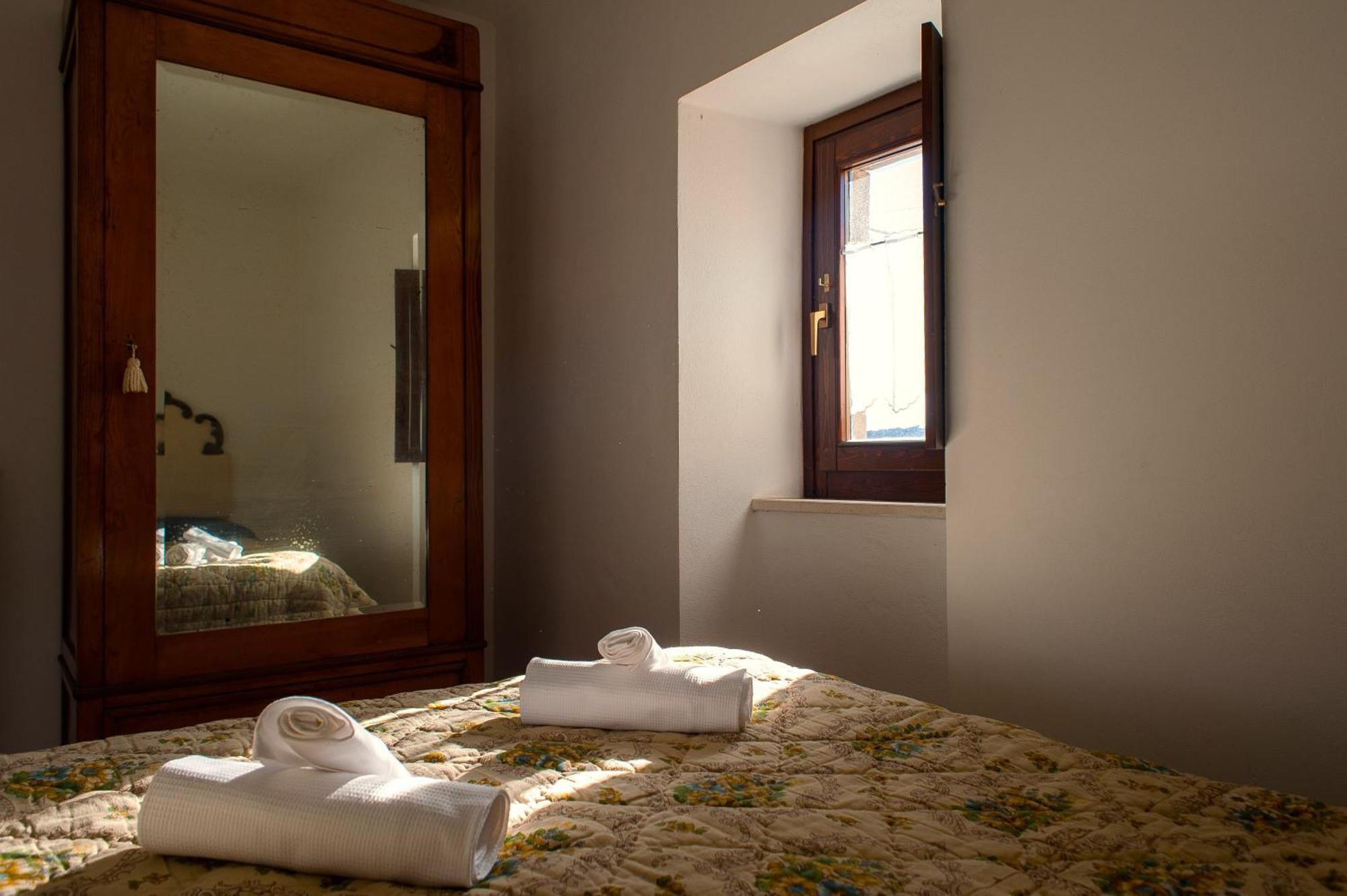 Casa Ladyhawke Apartman Santo Stefano di Sessanio Kültér fotó