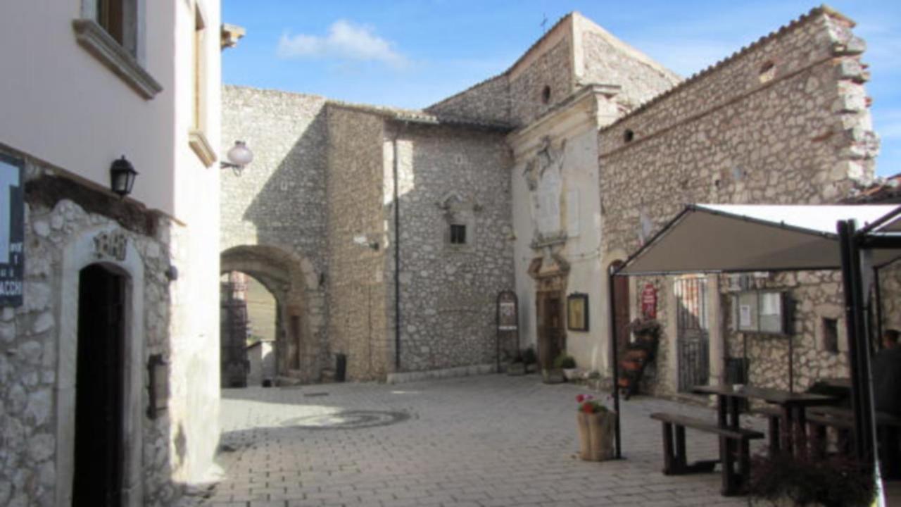 Casa Ladyhawke Apartman Santo Stefano di Sessanio Kültér fotó